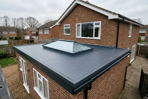 Illustration of flat roofing work